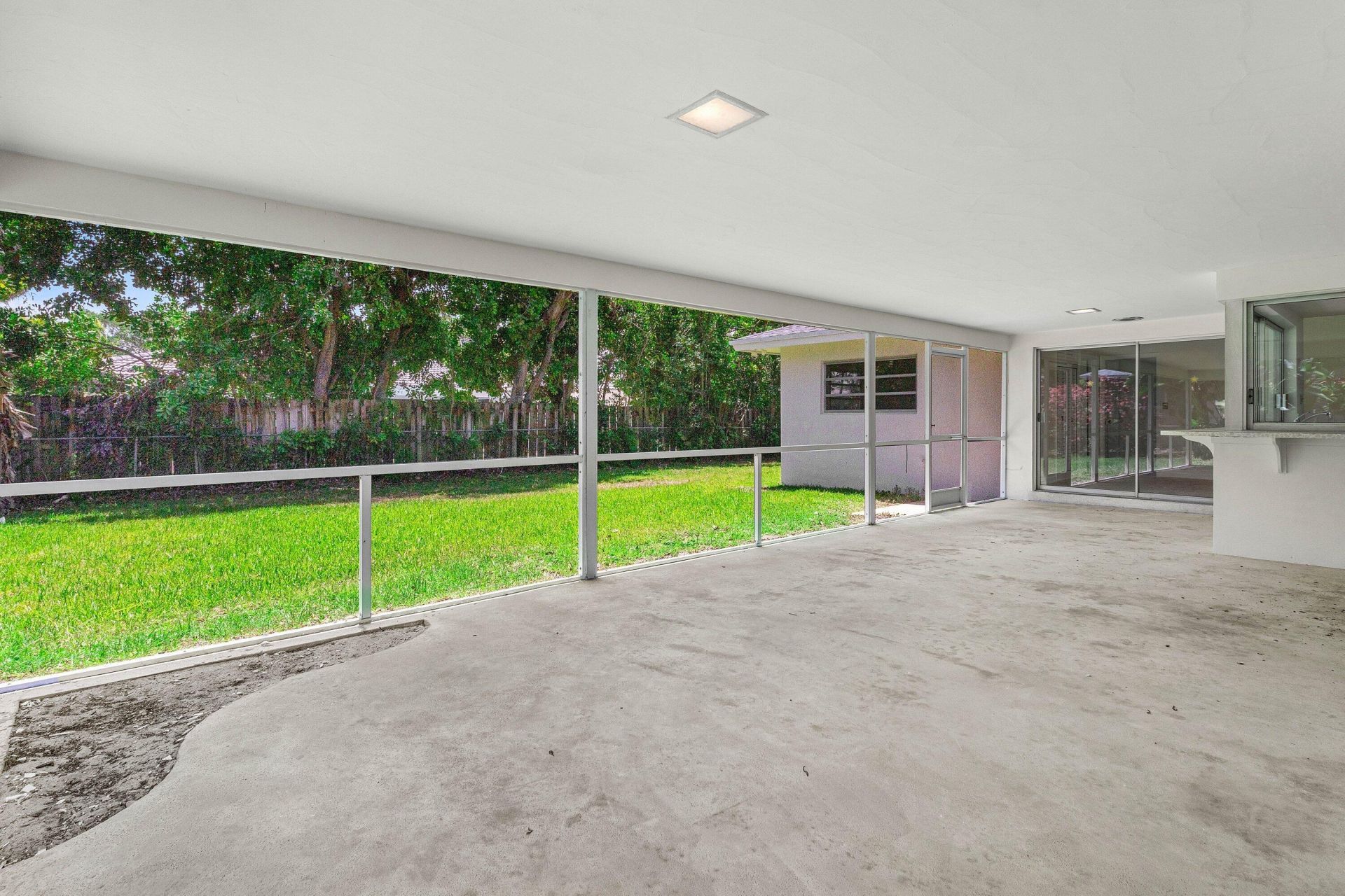 1000 NW 7th Street, Boca Raton, FL 33486 Photo