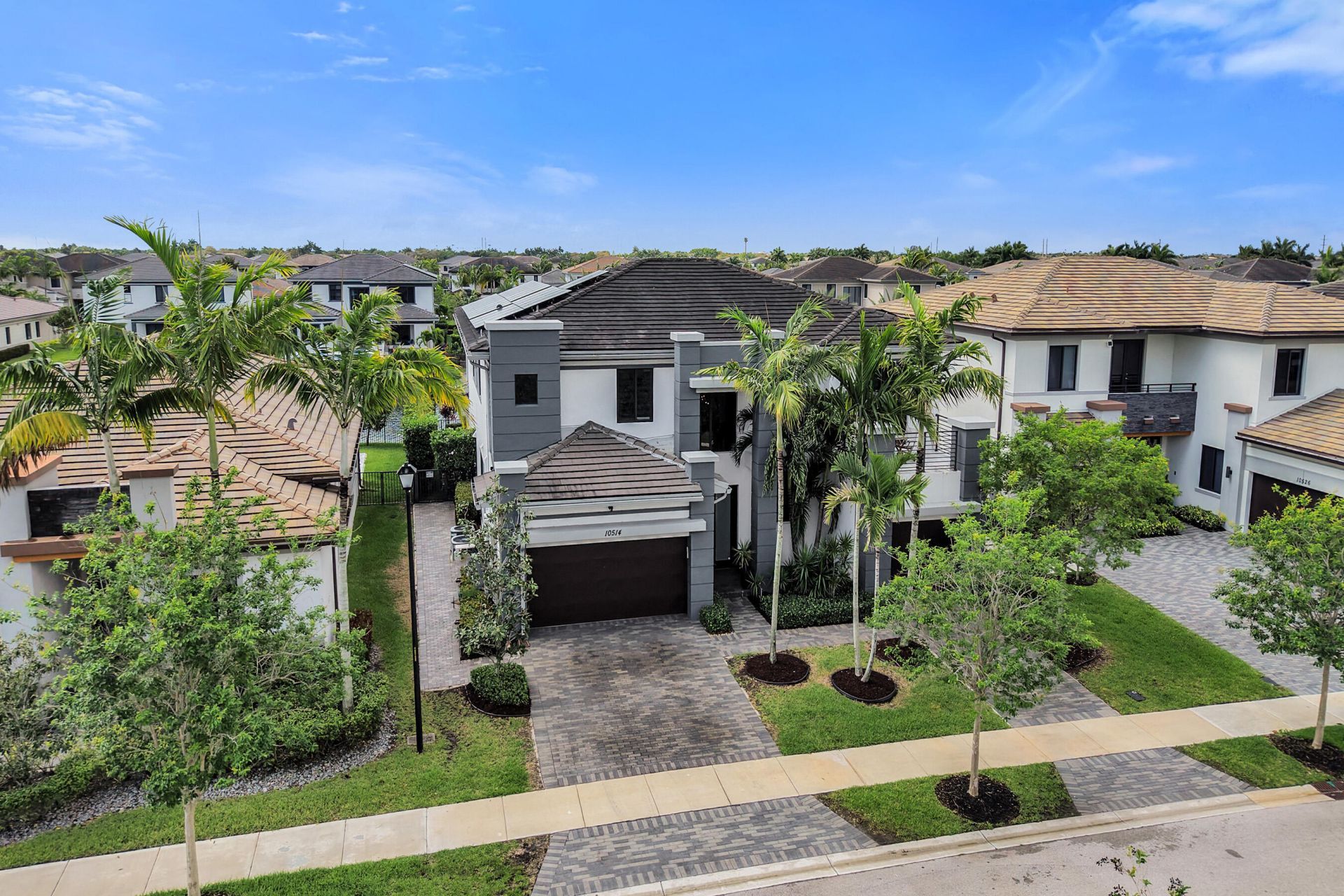 10514 N Lago Vista Circle, Parkland, FL 33076 Photo