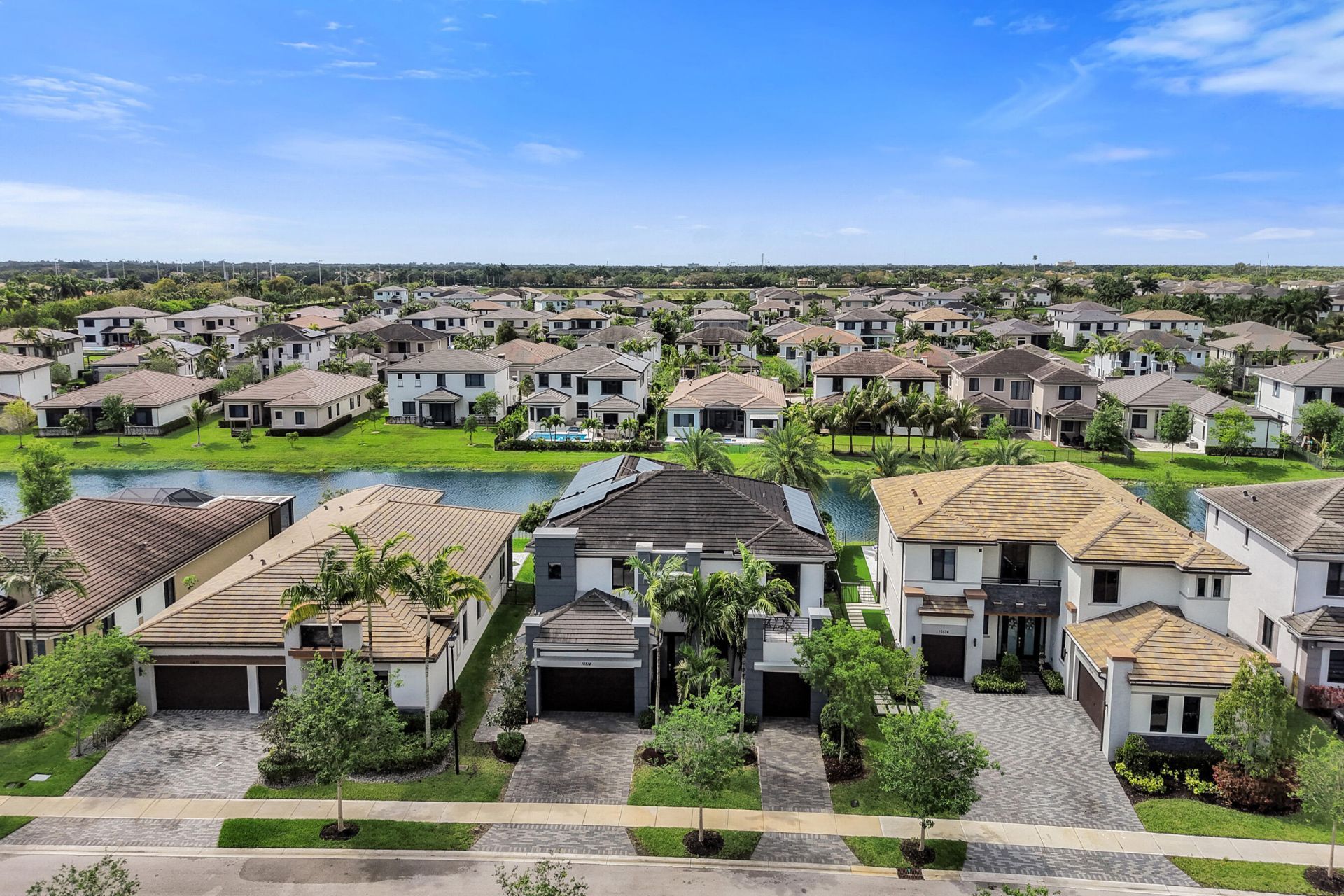 10514 N Lago Vista Circle, Parkland, FL 33076 Photo
