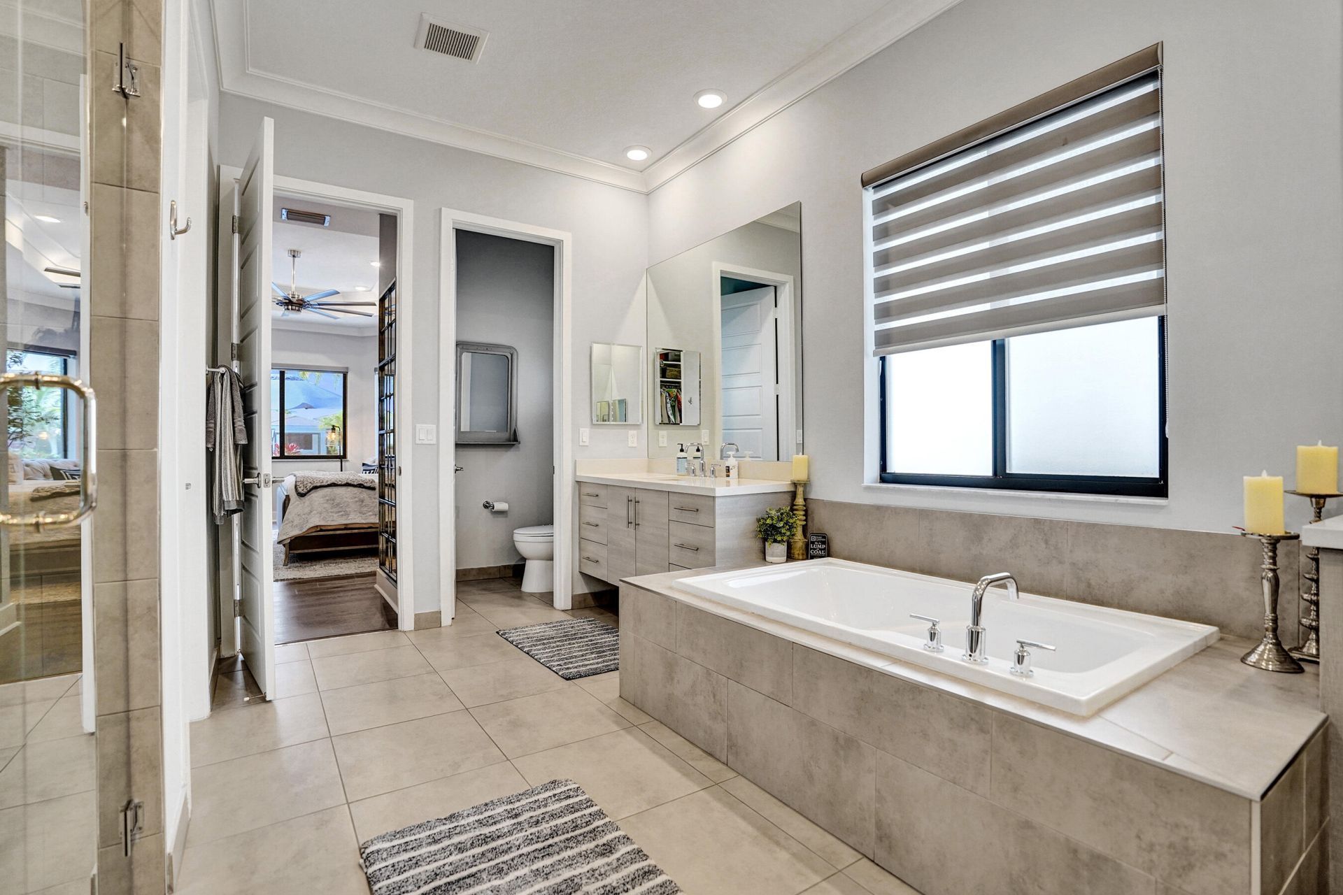 10514 N Lago Vista Circle, Parkland, FL 33076 Photo