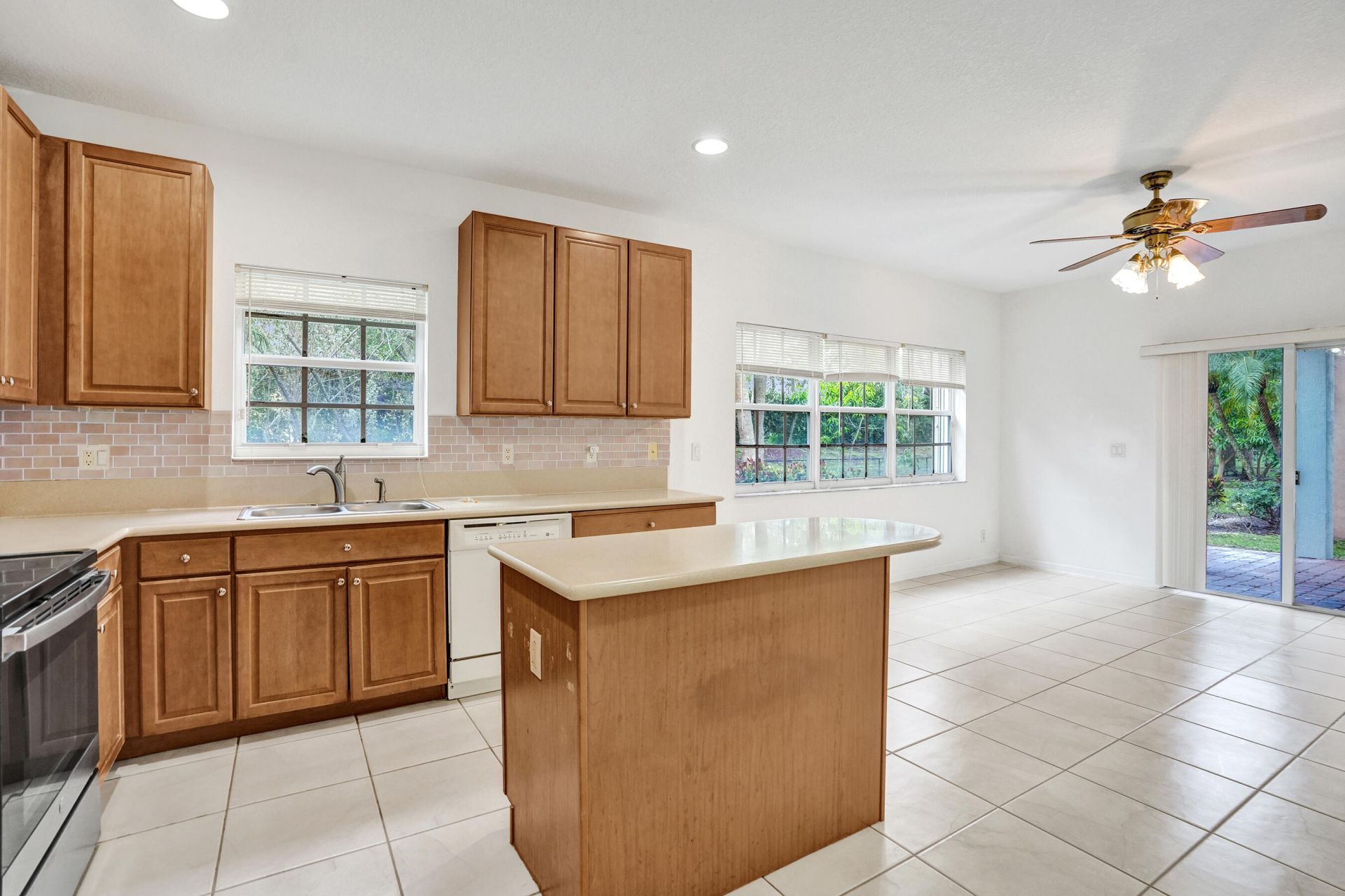 12630 NW 6th Street, Coral Springs, FL 33071 Photo