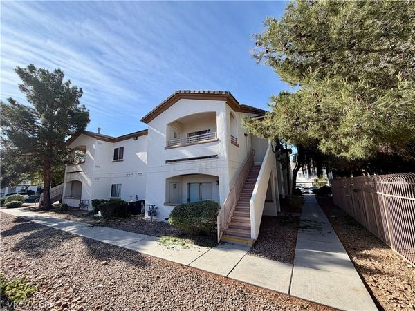 5650 E Sahara Avenue, Unit 2024, Las Vegas, NV 89142