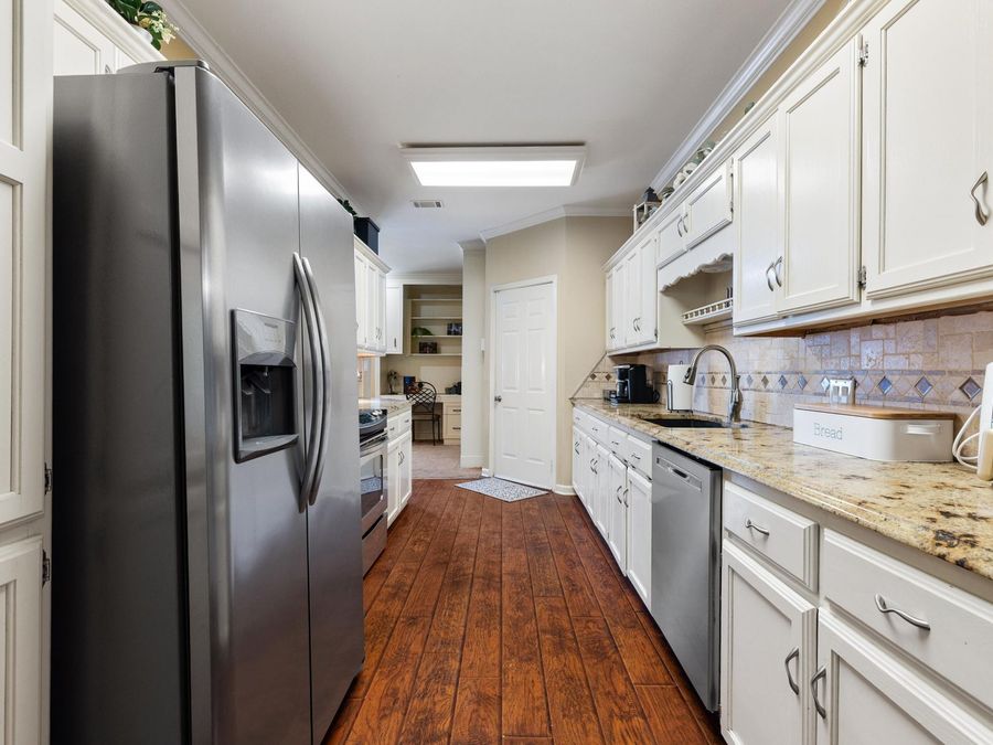 Property Image 11