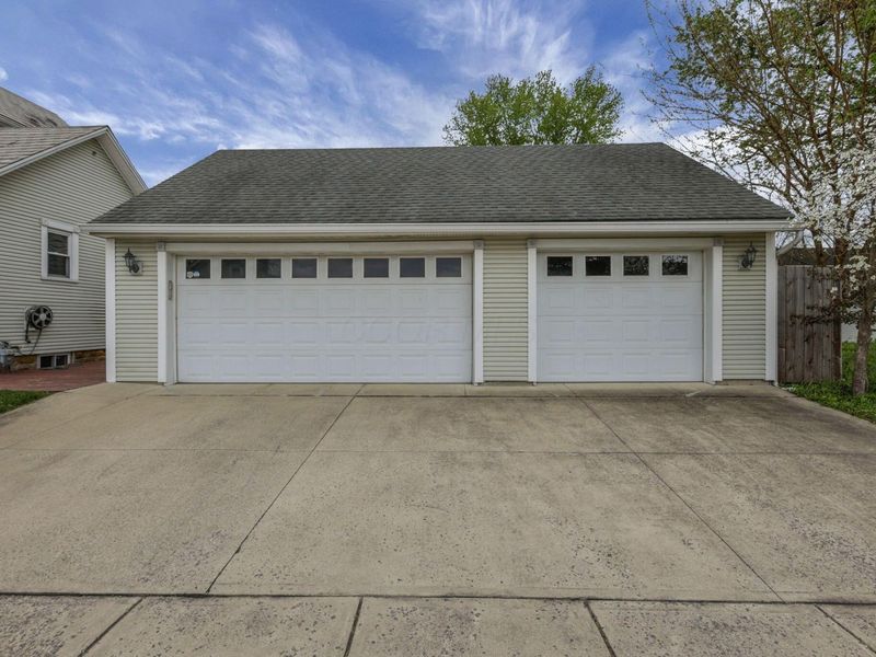 820 N Broad Street, Lancaster, OH 43130 Photo 22