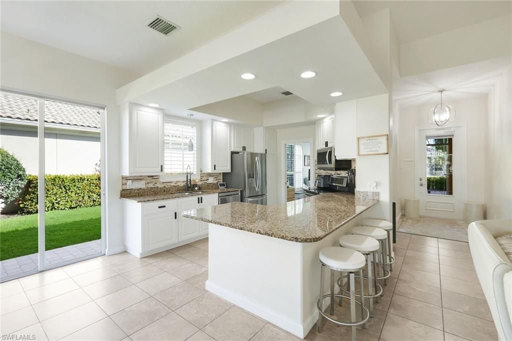 28032 Eagle Ray Ct, Bonita Springs, FL 34135 Photo