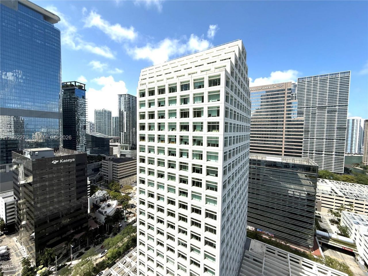 950 Brickell Bay Dr, Unit 2706, Miami, FL 33131 Photo