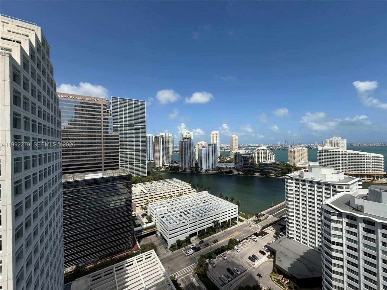 950 Brickell Bay Dr, Unit 2706, Miami, FL 33131 Photo