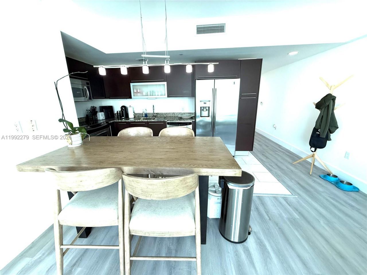 950 Brickell Bay Dr, Unit 2706, Miami, FL 33131 Photo