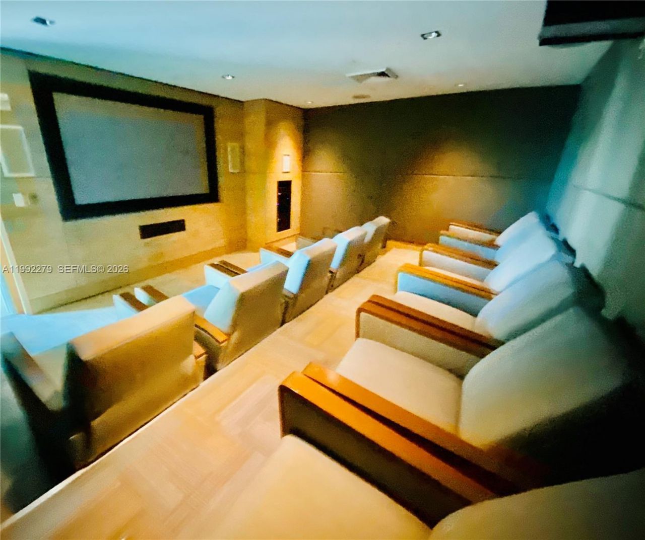 950 Brickell Bay Dr, Unit 2706, Miami, FL 33131 Photo