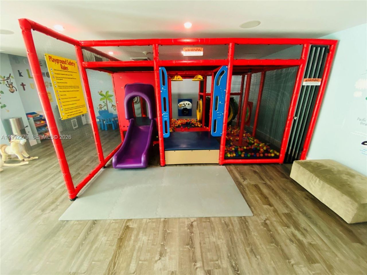 950 Brickell Bay Dr, Unit 2706, Miami, FL 33131 Photo