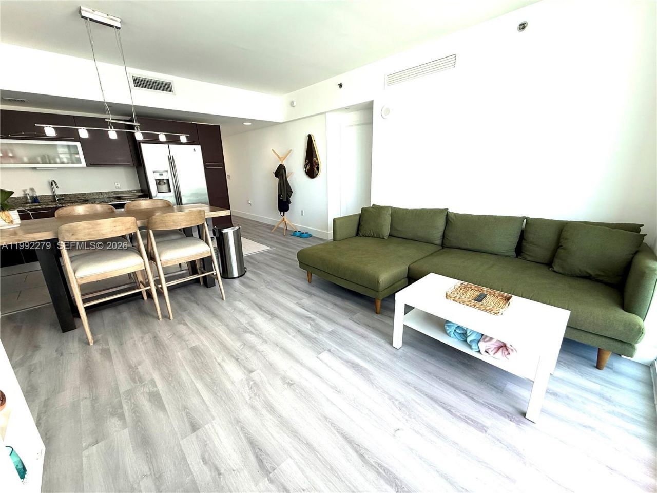 950 Brickell Bay Dr, Unit 2706, Miami, FL 33131 Photo