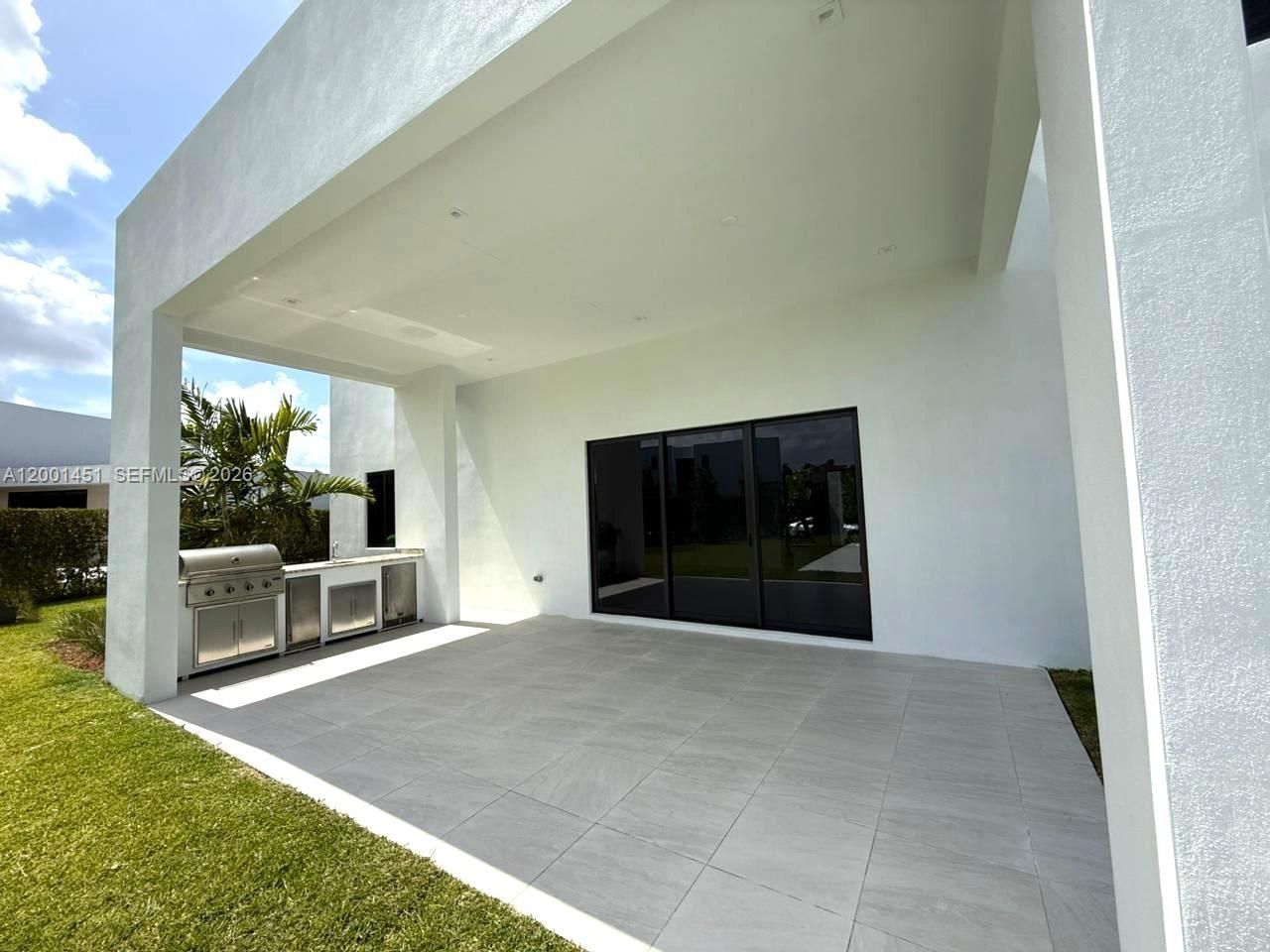 16776 Natures Way, Weston, FL 33326 Photo