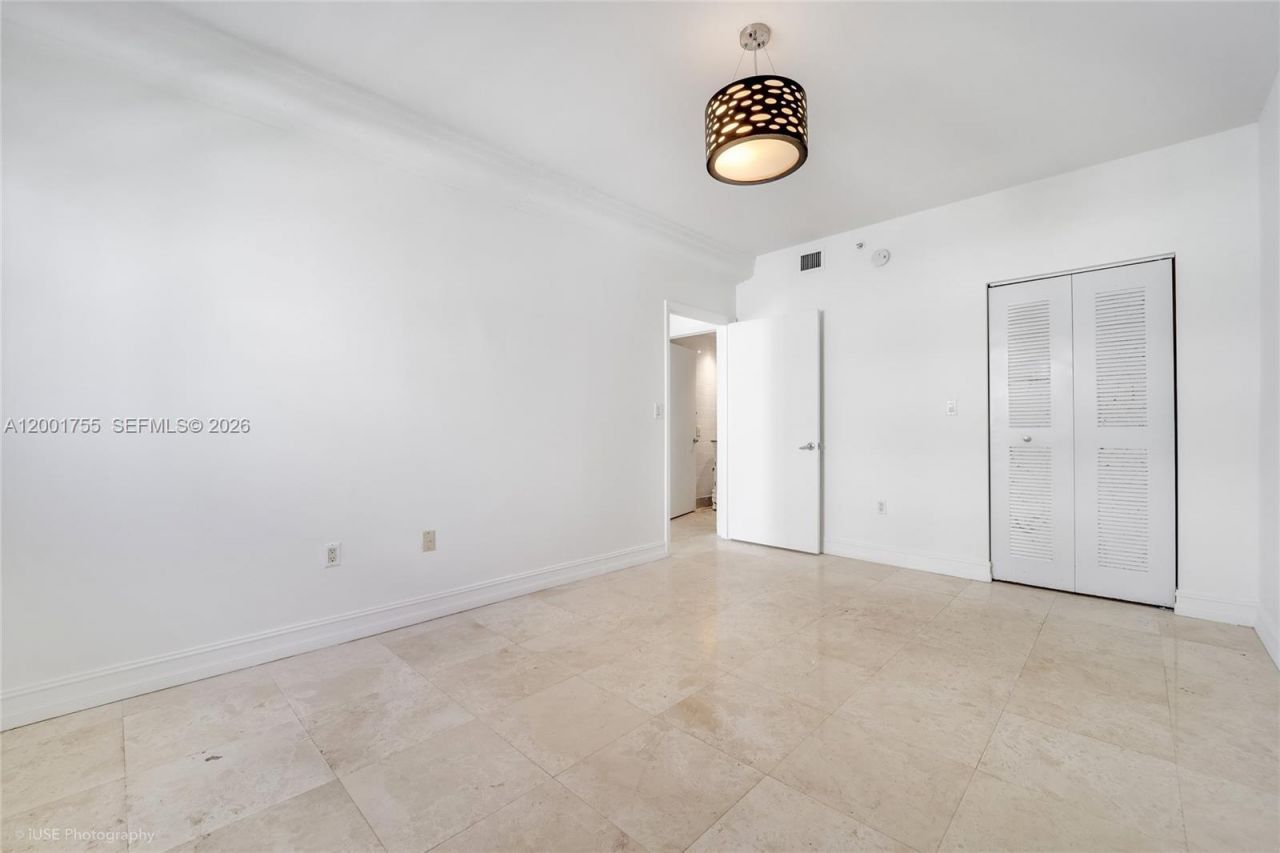 185 SE 14th Ter, Unit 2701, Miami, FL 33131 Photo