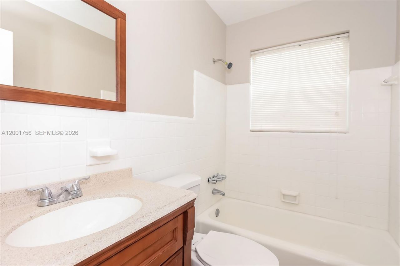 6331 Southgate Blvd, Margate, FL 33068 Photo