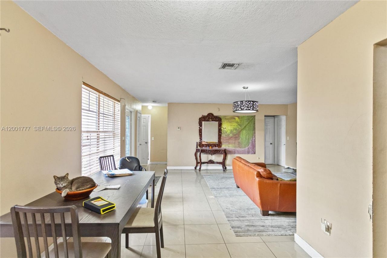 17120 NW 17th Ct, Miami Gardens, FL 33056 Photo