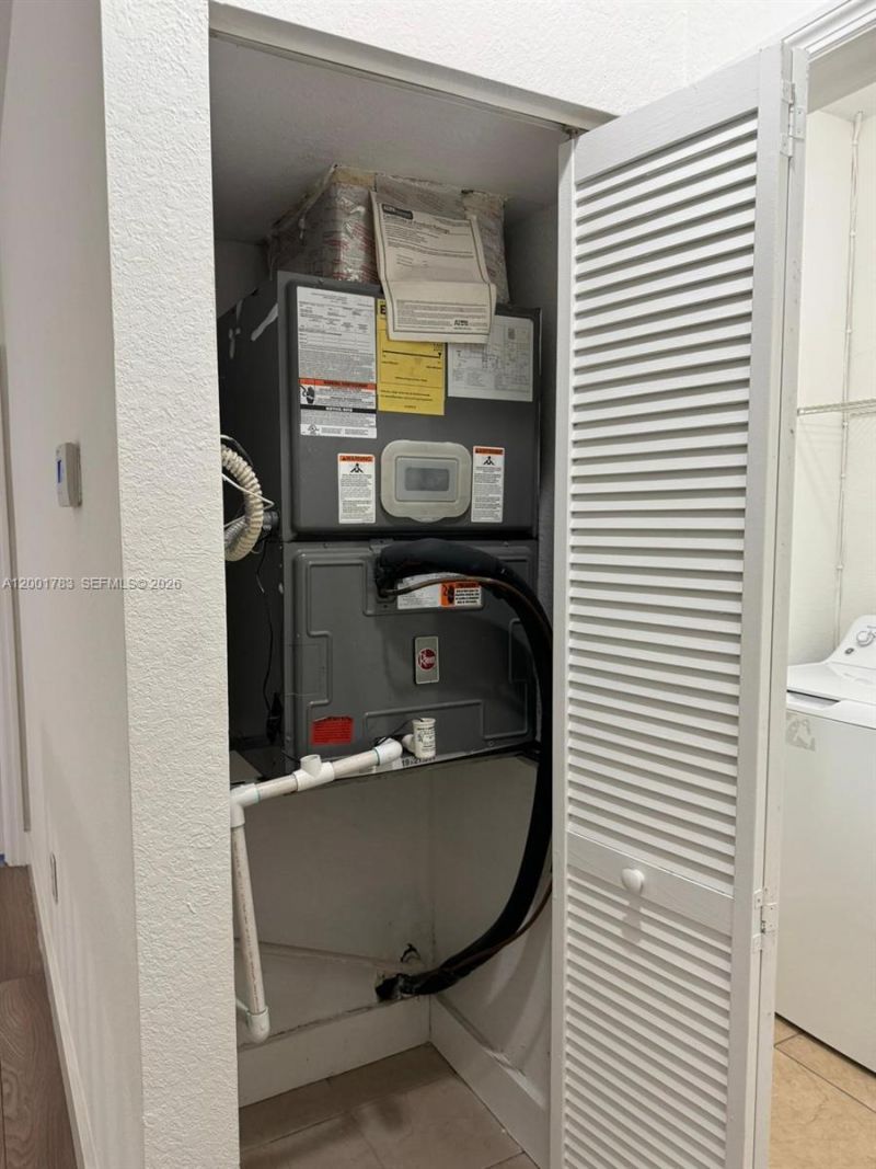 15400 SW 176th Ln, Miami, FL 33187 Photo