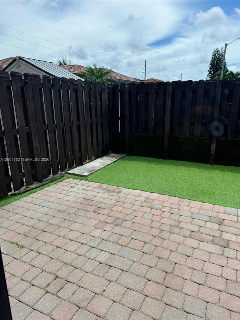 15400 SW 176th Ln, Miami, FL 33187 Photo