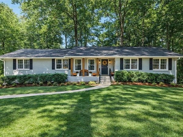 7 Thrushwood Road NE, Rome, GA 30161