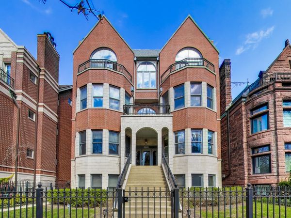 2026 W Pierce Avenue, Unit 4, Chicago, IL 60622