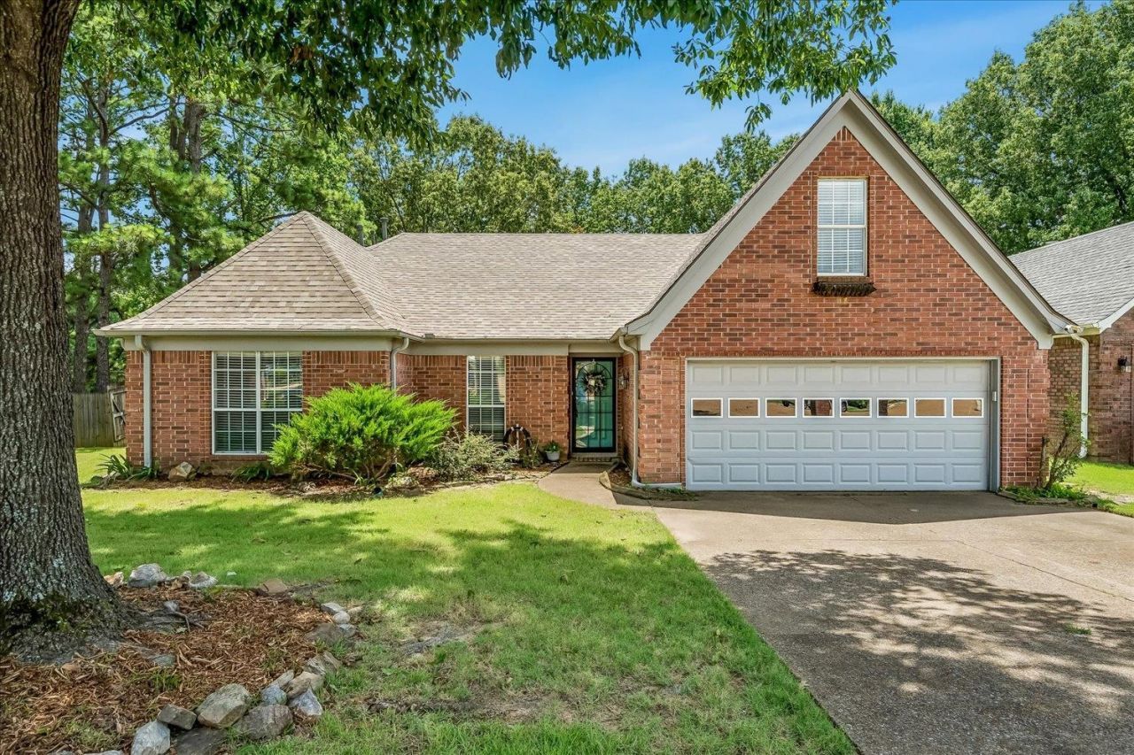 6435 GILLIA CIR S Bartlett, TN 38135