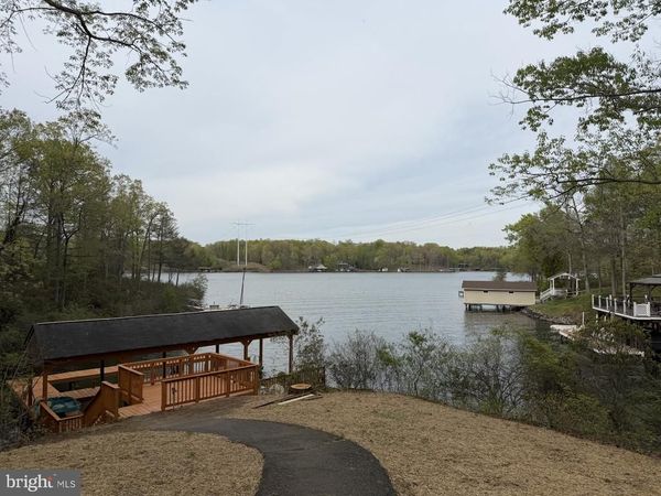 172 HEMLOCK FOREST , MINERAL, VA 23117