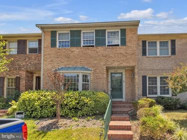 8247 CLIFTON FARM COURT, ALEXANDRIA, VA 22306