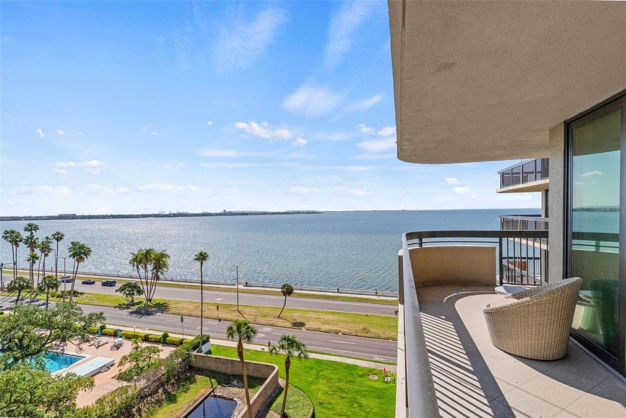 2413 Bayshore Boulevard, Unit 803, Tampa, FL 33629 Photo