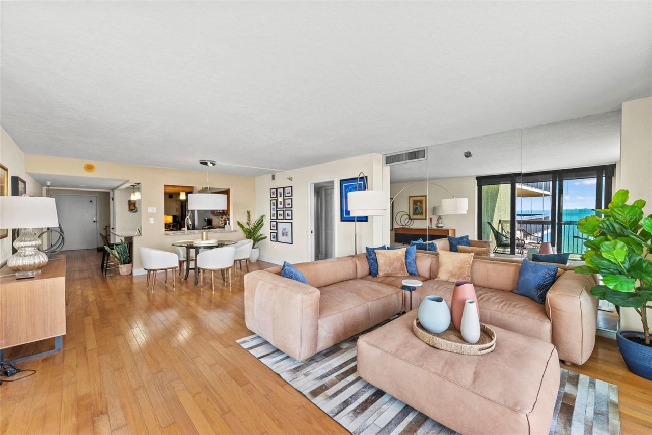 2413 Bayshore Boulevard, Unit 803, Tampa, FL 33629 Photo