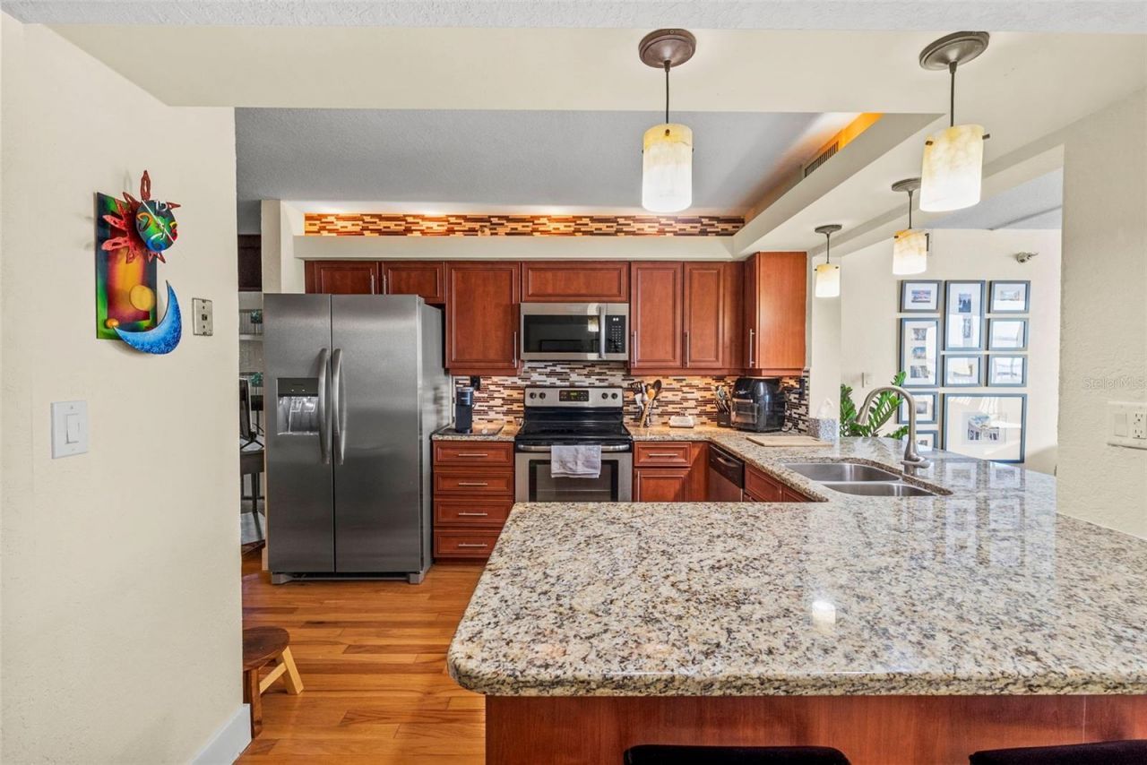 2413 Bayshore Boulevard, Unit 803, Tampa, FL 33629 Photo