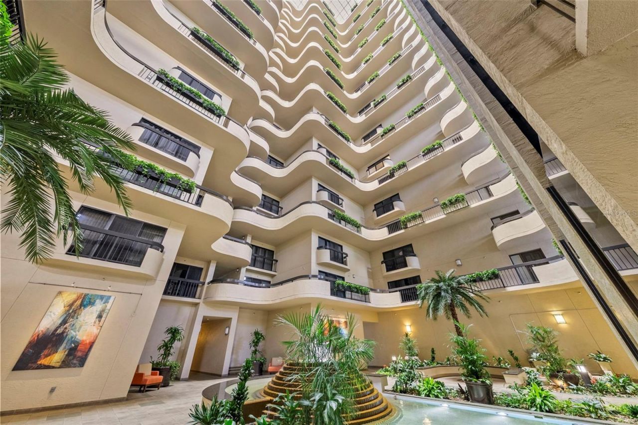 2413 Bayshore Boulevard, Unit 803, Tampa, FL 33629 Photo