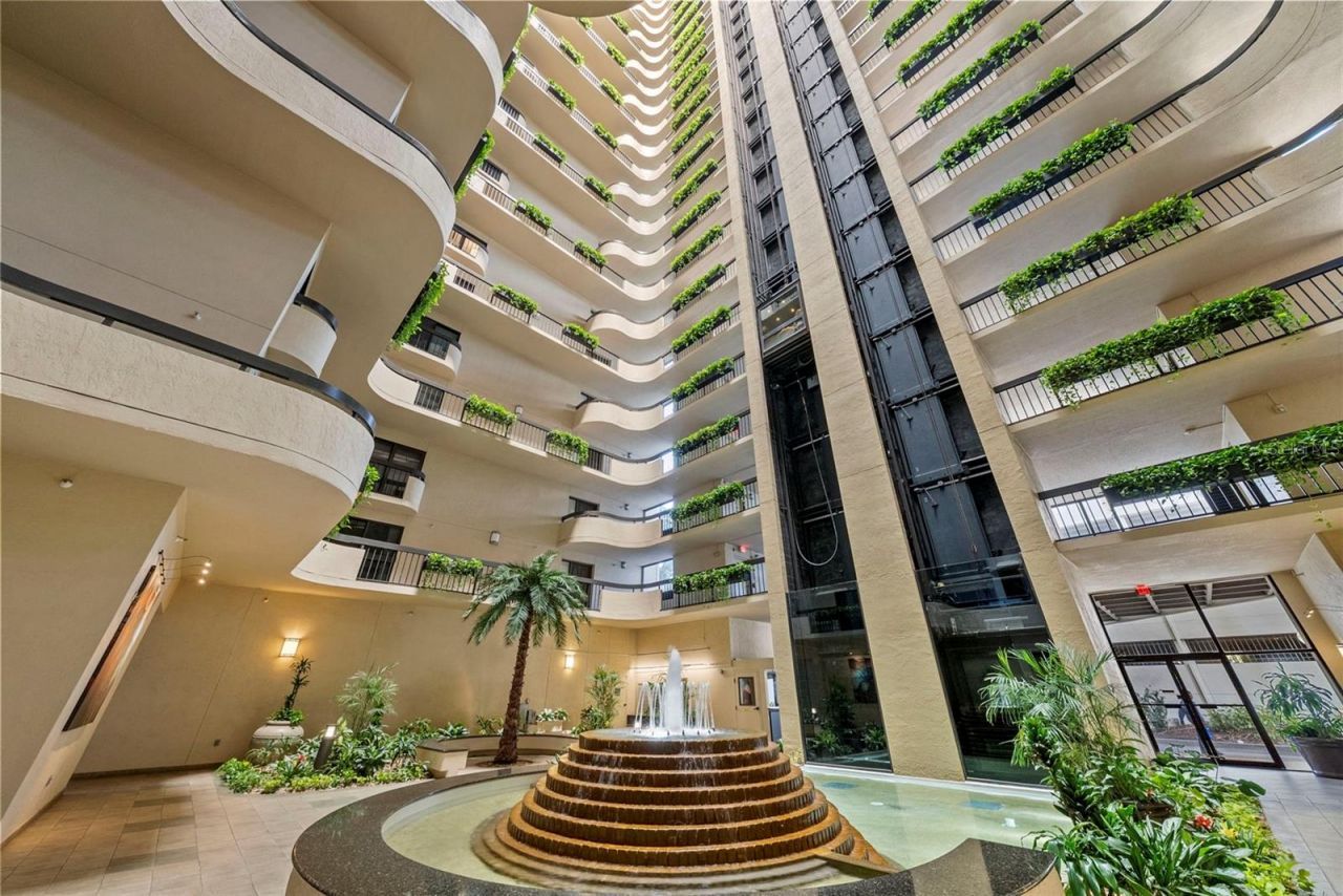 2413 Bayshore Boulevard, Unit 803, Tampa, FL 33629 Photo