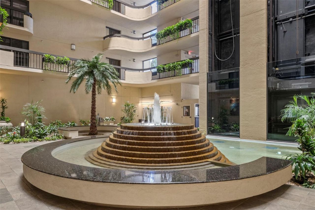 2413 Bayshore Boulevard, Unit 803, Tampa, FL 33629 Photo