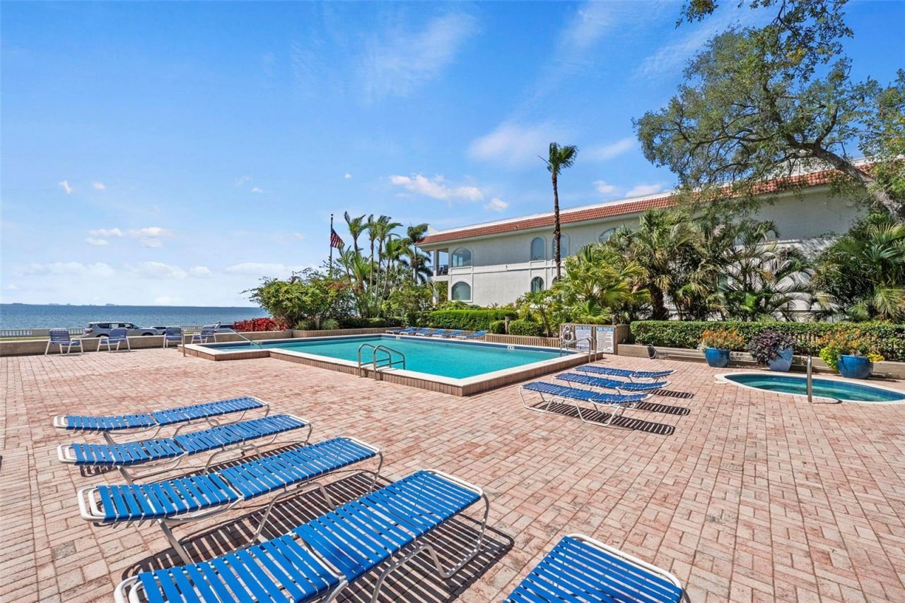 2413 Bayshore Boulevard, Unit 803, Tampa, FL 33629 Photo