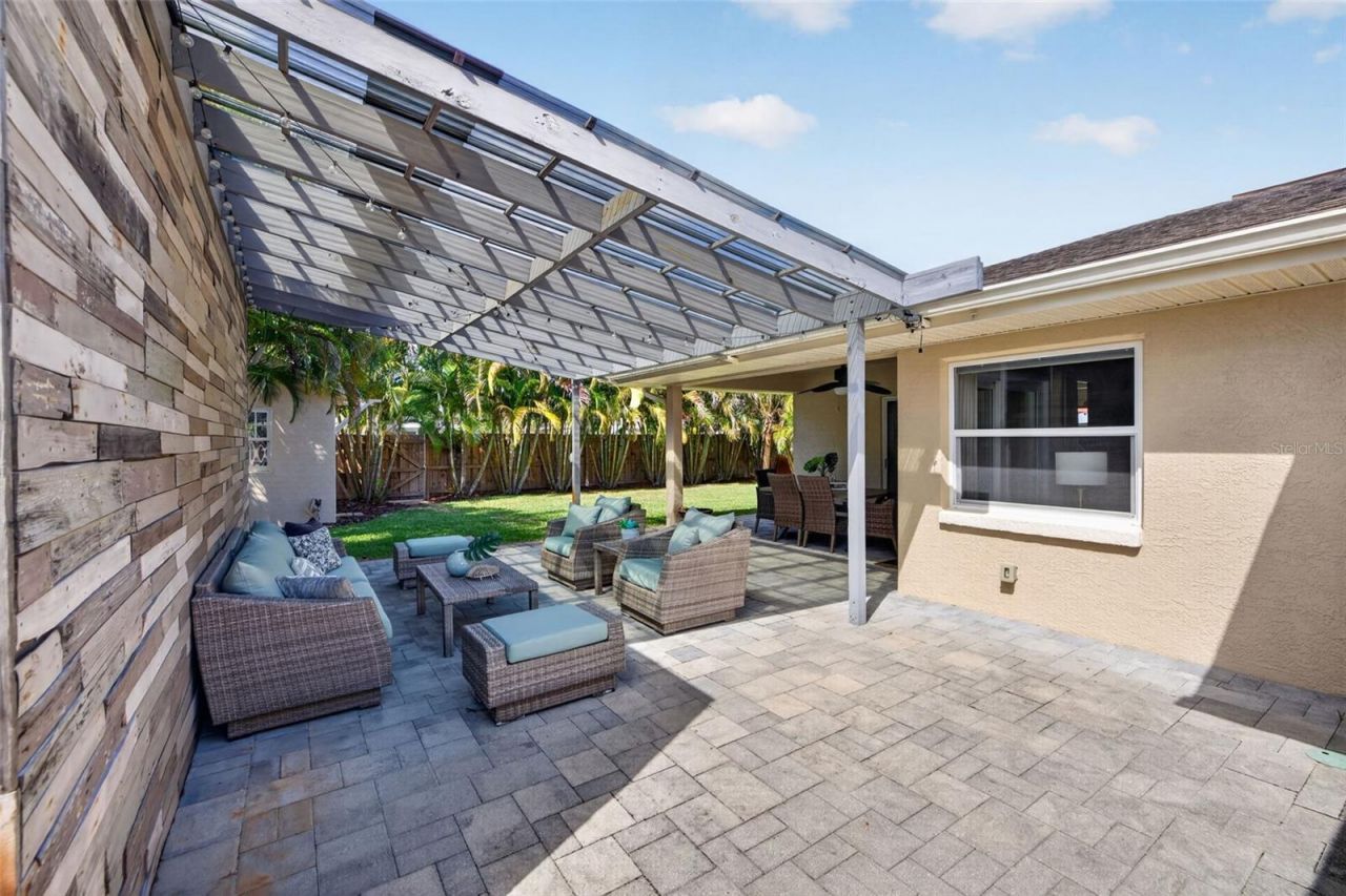 413 43rd Avenue Ne, Saint Petersburg, FL 33703 Photo