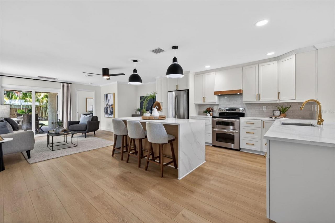 413 43rd Avenue Ne, Saint Petersburg, FL 33703 Photo