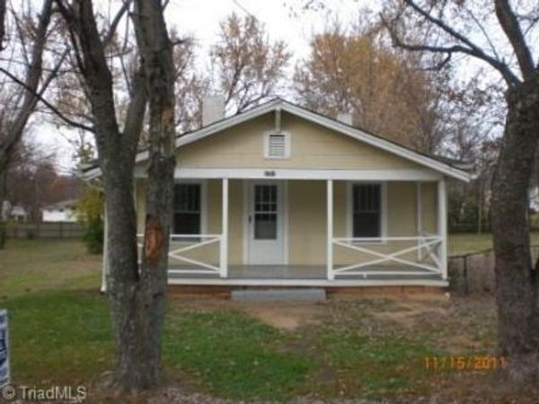 1107 Cayuga Street , Winston-Salem, NC 27105