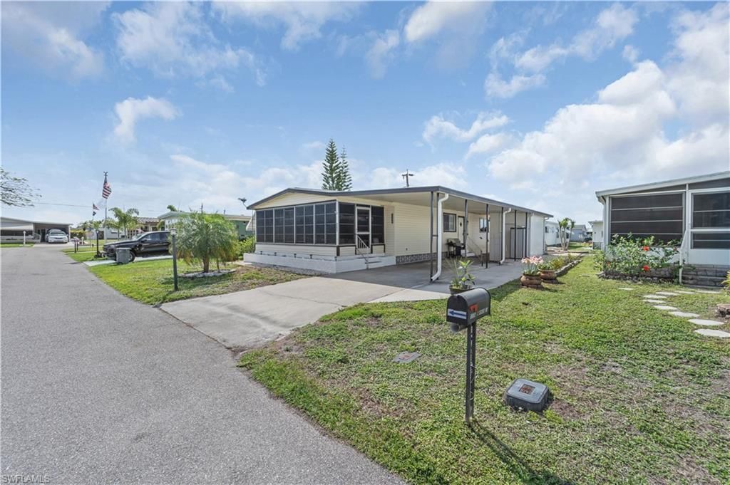 5506 Harbor Ln, North Fort Myers, FL 33917 Photo