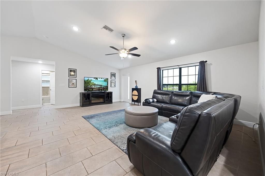 3003 NW Beechwood Cir , Labelle, FL 33935 Photo