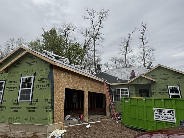 2709 W Woods Edge Drive, Peoria, IL 61614