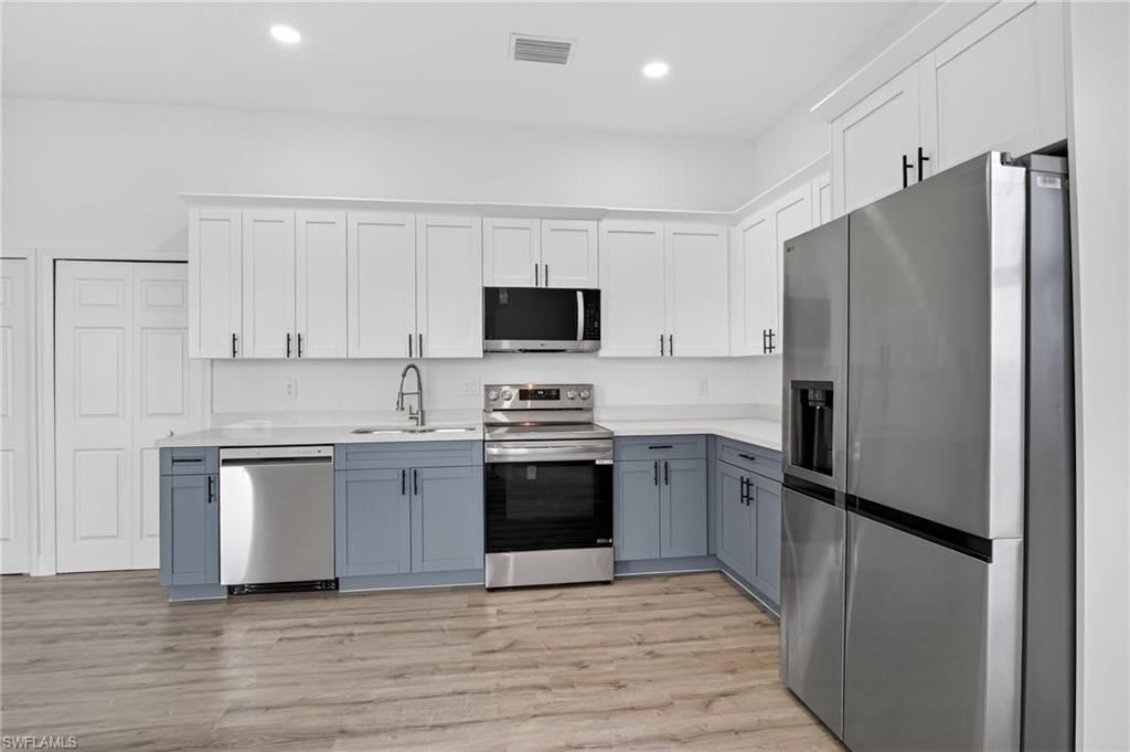 560 Genoa Ave S, Lehigh Acres, FL 33974 Photo