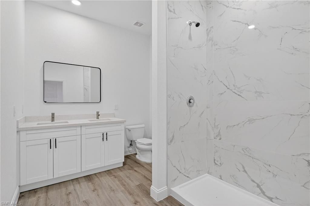 560 Genoa Ave S, Lehigh Acres, FL 33974 Photo