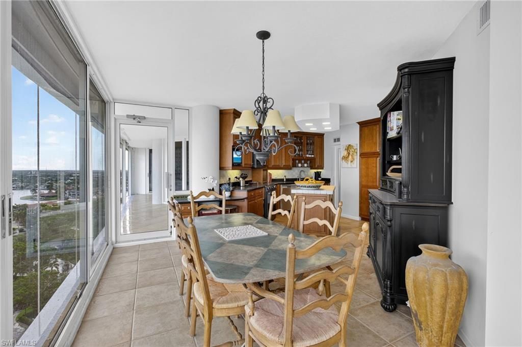 4041 Gulf Shore Blvd N, Unit 1807, Naples, FL 34103 Photo