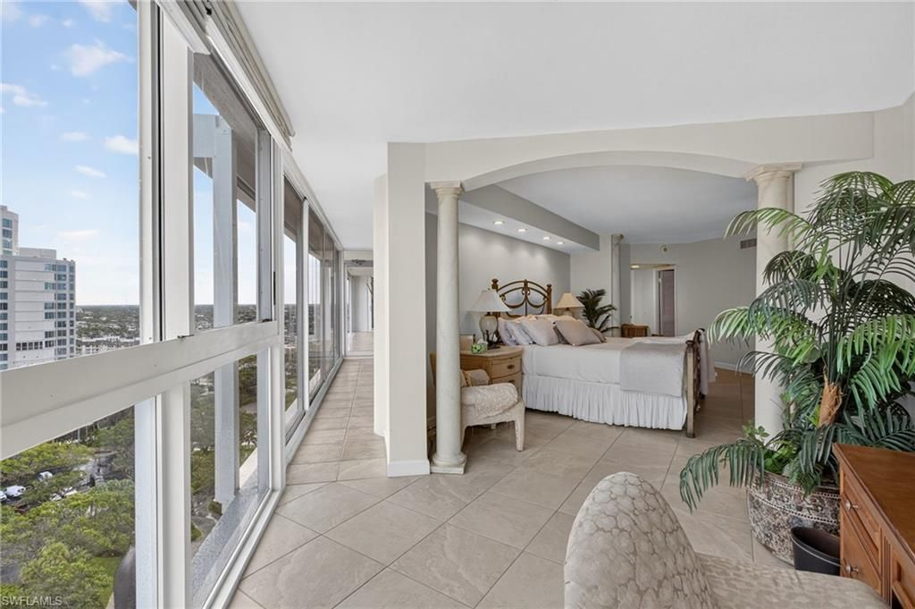 4041 Gulf Shore Blvd N, Unit 1807, Naples, FL 34103 Photo