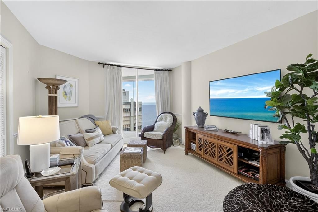 4041 Gulf Shore Blvd N, Unit 1807, Naples, FL 34103 Photo