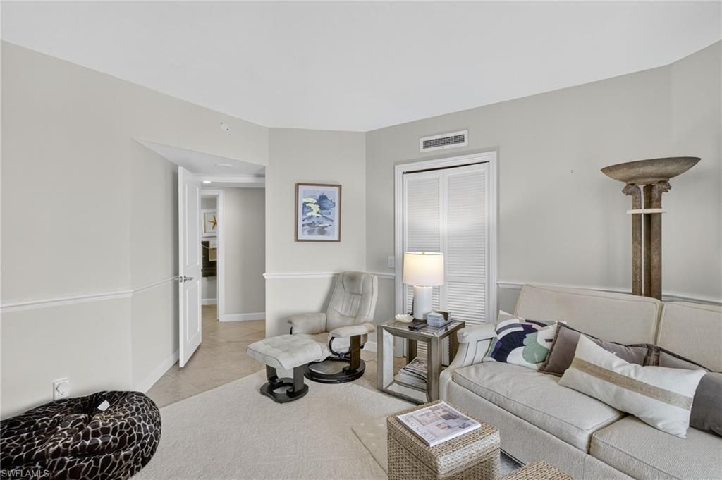 4041 Gulf Shore Blvd N, Unit 1807, Naples, FL 34103 Photo