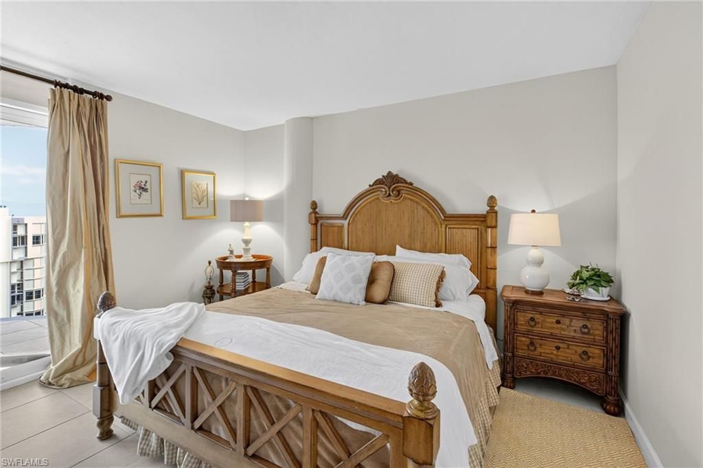 4041 Gulf Shore Blvd N, Unit 1807, Naples, FL 34103 Photo