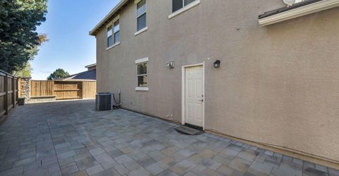 530 S Sand Crane Circle, Sparks, NV 89436 Photo