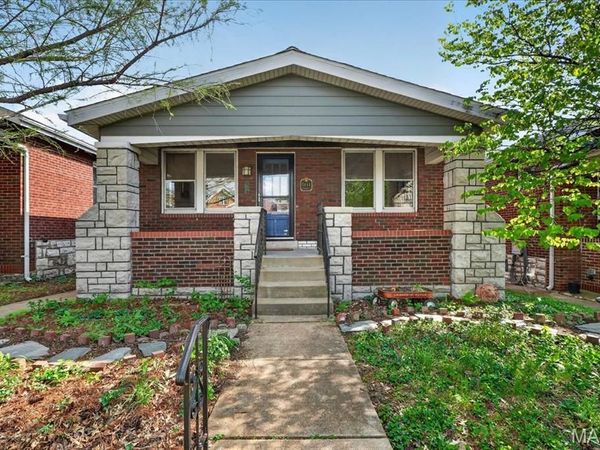 5444 Eichelberger Street , St Louis, MO 63109