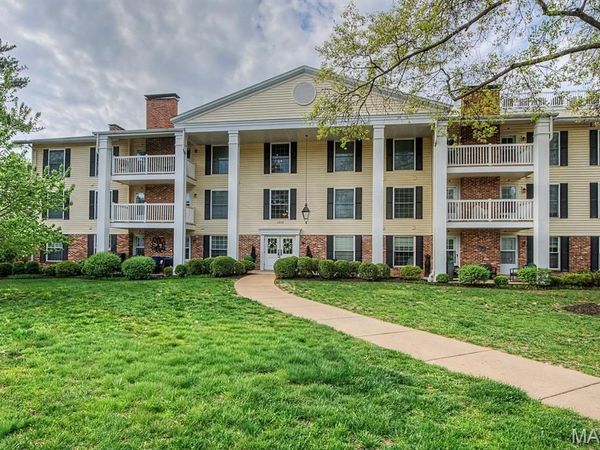 1512 Bedford Forge Court , Unit 11, Chesterfield, MO 63017