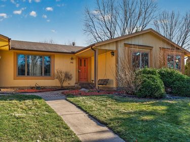 146 Moreland Avenue W, West Saint Paul, MN 55118